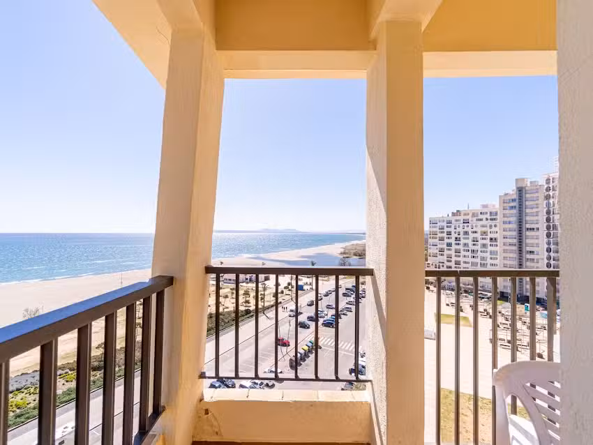 0030-CANIGO Apartamento con vista al mar- Belvilla by Oyo