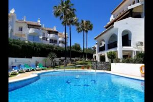 31 Caserio Calahonda