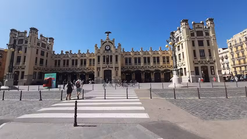 7 Moons Bed & Breakfast