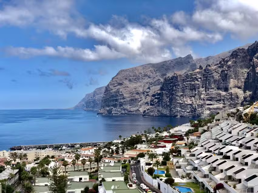 7Lizards Ocean View Apartments