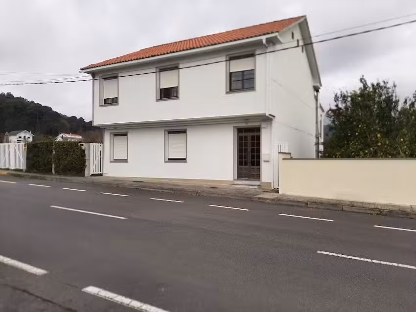 A Casa de Abaixo