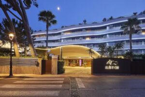 Alàbriga Hotel & Home Suites GL