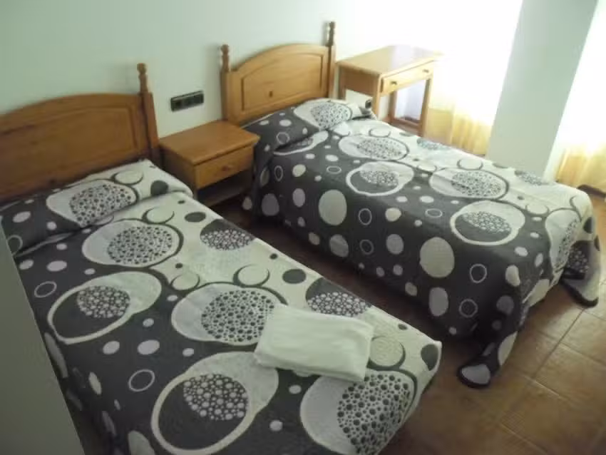 Albergue-Bar Báguena