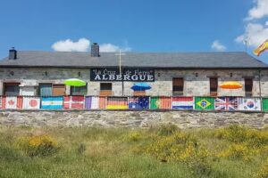 Albergue de peregrino Cruz de fierro