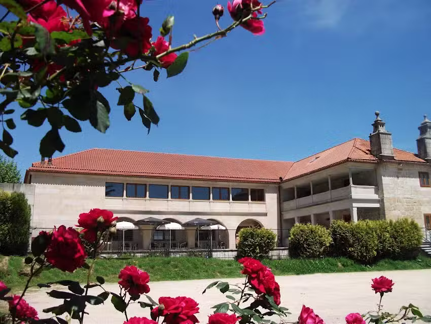 Albergue de Peregrinos Santa Baia de Mos