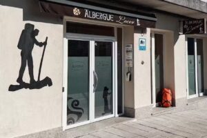 Albergue Lecer, Apartments Lecer – Sobrado