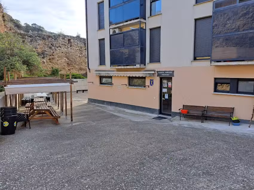 Albergue parroquial San Miguel de Estella.