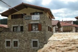 Albergue Río Arga