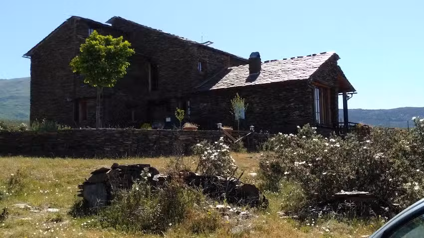 Albergue rural Tejanegra