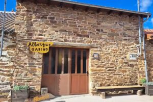 Albergue y Bar La Barraca