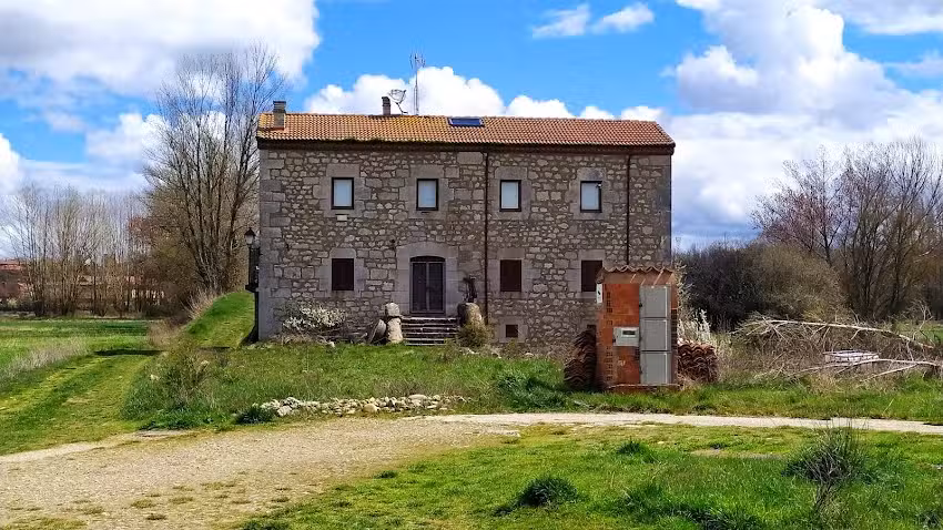 Albergues Turísticos Granja Escuela Arlanzón