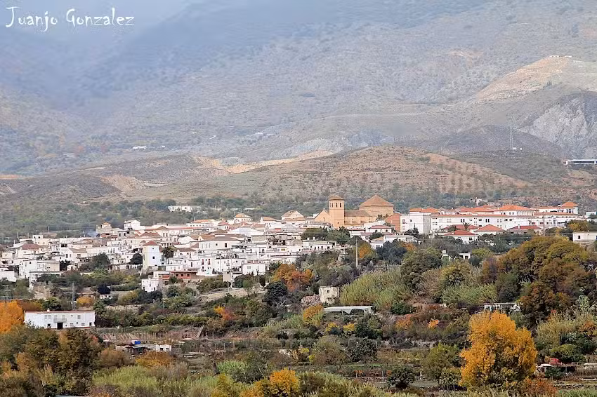 Alojamiento en Ugijar | Cortijo Las Paratas