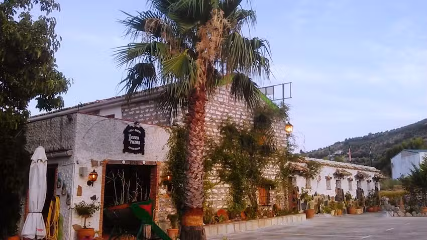 Alojamiento Rural La Caseria de Piedra Restaurante
