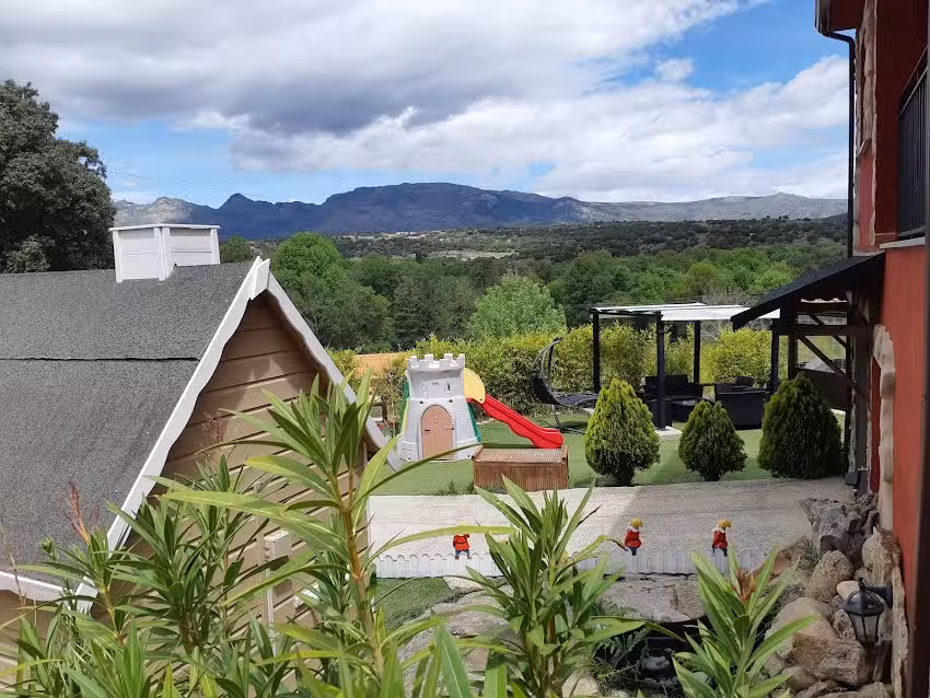 Alojamiento Rural La Casita Roja