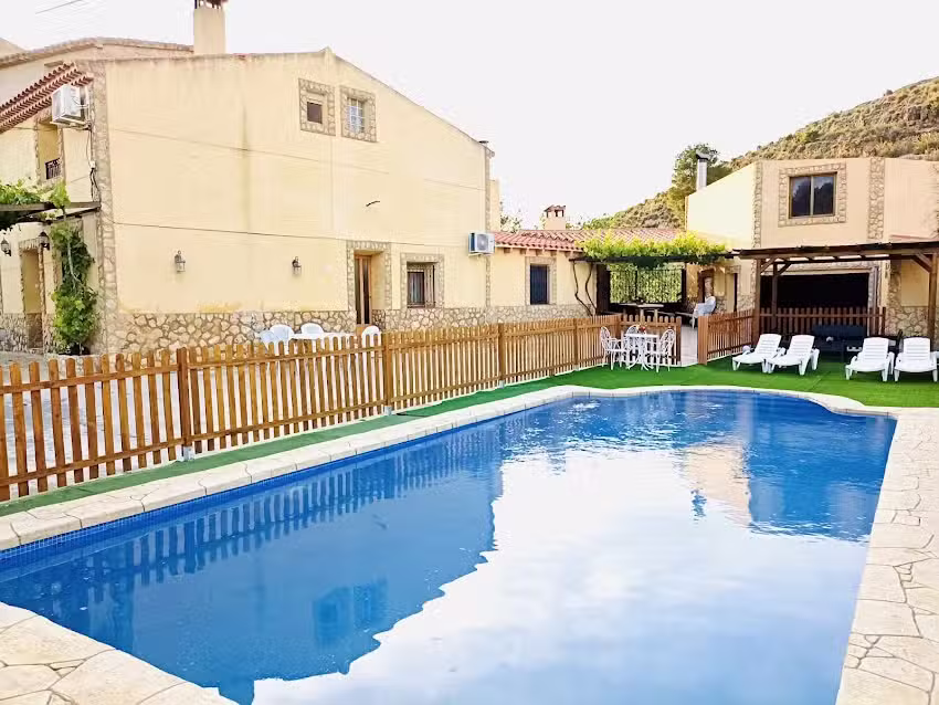 Alojamiento Rural Las Tapias