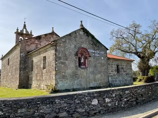ALOJAMIENTO TURISTICO A CASA DO SAN PAIO DE BUSCÁS