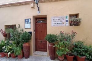 Alojamiento Turistico La Tinaja-Requena