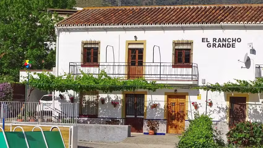 Alojamientos El Rancho Grande