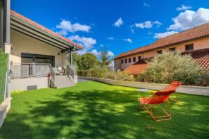 Alojamientos Maestro24