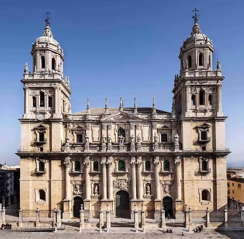 Alojamientos Turísticos San Ildefonso – Jaén