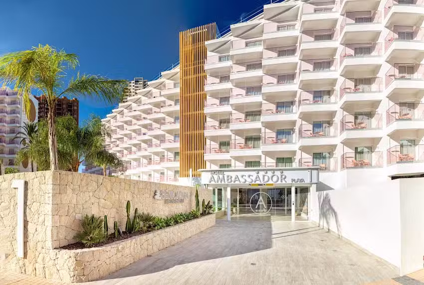 Ambassador Playa Hotel & Spa
