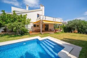 Amplia villa en la Costa Brava- Belvilla by Oyo