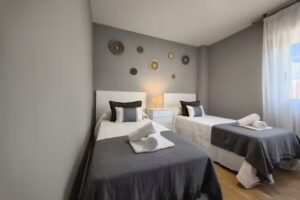 Apart Martínez Rosalía