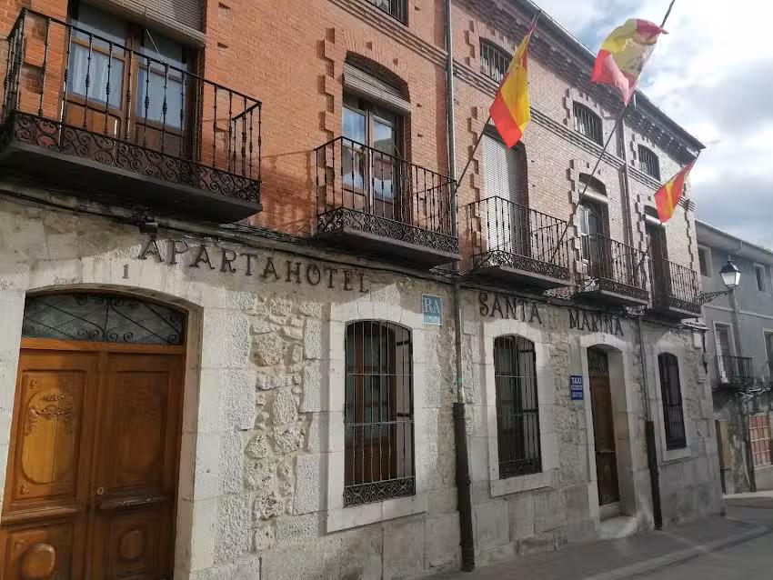 Apartahotel Santa Marina