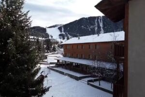 Apartamento a pie de pistas La Molina con vistas