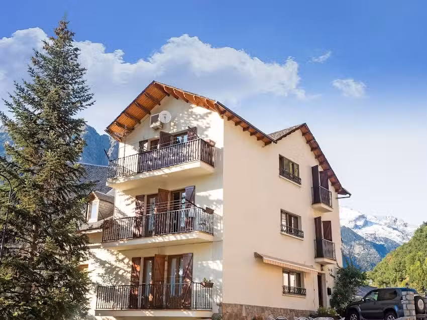 Apartamento en Boí cerca de pistas de esquí- Belvilla by Oyo
