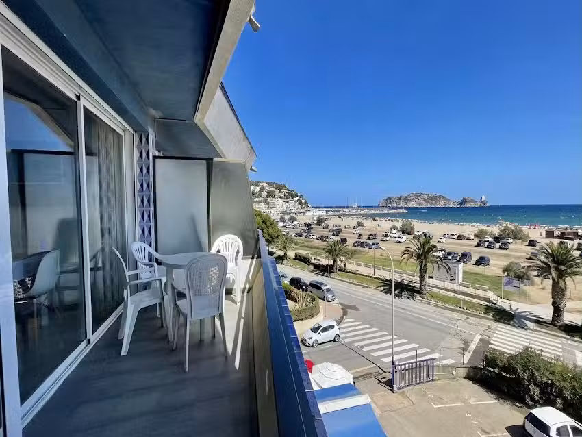 Apartamento en Estartit en la Costa Brava- Belvilla by Oyo