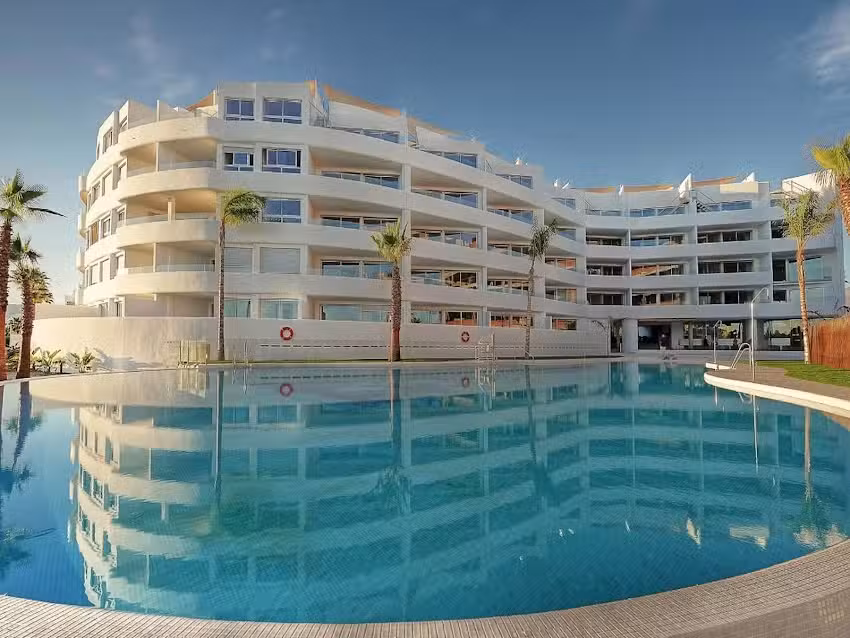 Apartamento en Motril cerca de Los Moriscos Golf- Belvilla by Oyo