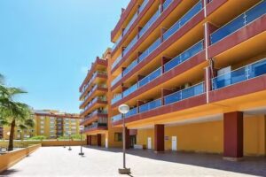 Apartamento en Roquetas cerca de la playa- Belvilla by Oyo