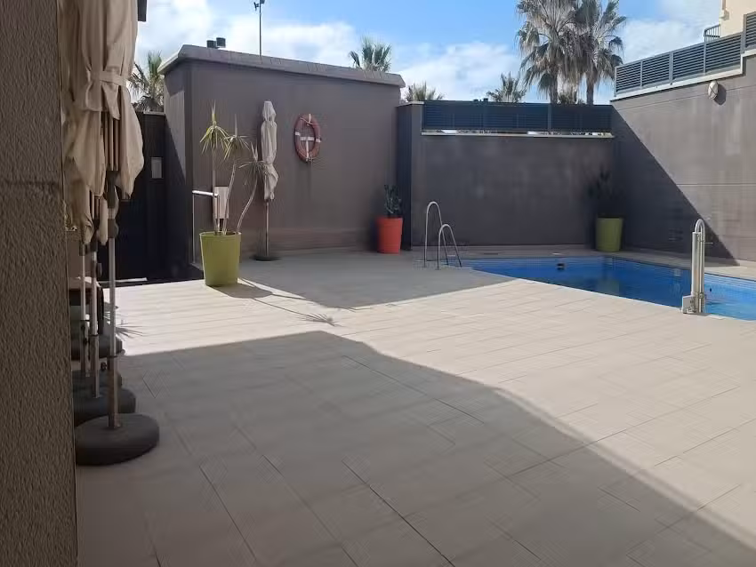 Apartamento Fuengirola cerca de la playa y la estación de tren- Belvilla by Oyo