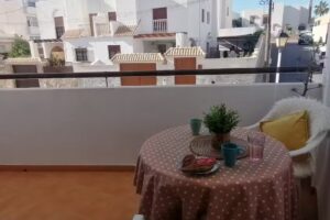 Apartamento LA PITA. Terraza con vistas al mar, a 1 min de la playa & garaje