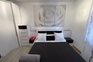 Apartamento turístico a las puertas de la Catedral 90m2 con Garaje gratis