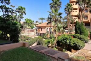 Apartamentos Almerimar