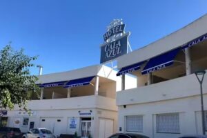 Apartamentos Cala Azul La Mora Tarragona Alquiler vacacional y de larga estancia. ABIERTO TODO EL AÑO