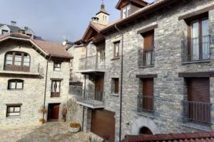 Apartamentos Casa Isabalé | Biescas