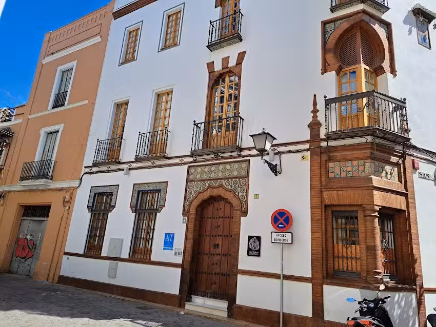 Apartamentos Casa Palacio La Casa Blanca Suites