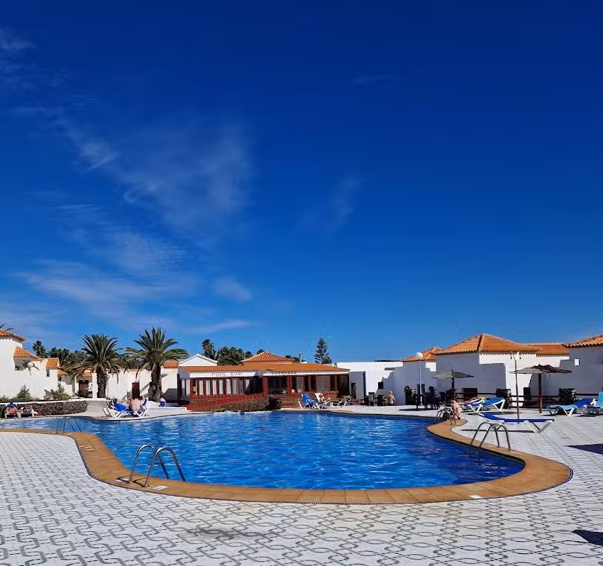 Apartamentos Castillo Beach