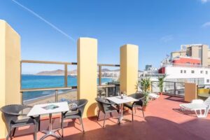 Apartamentos Colón Playa