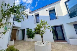 Apartamentos de Lujo MIMARE – Denia