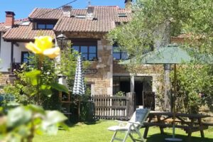 Apartamentos El Collaín de Campiellos