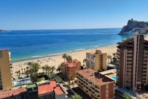 Apartamentos El Faro by MC