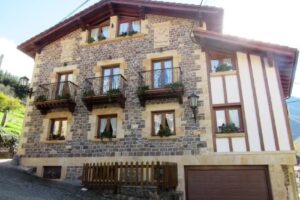 Apartamentos El Haya