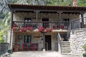 Apartamentos El Portal del Abuelo