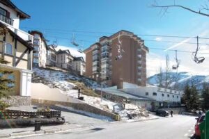 Apartamentos en Sierra Nevada – Zona Baja – Junto a los Telecabinas