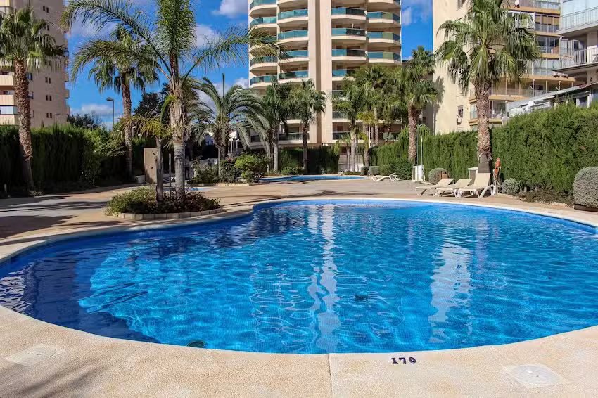 Apartamentos Esmeralda Suites | Unitursa