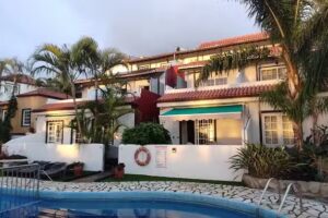 Apartamentos Finca Colón